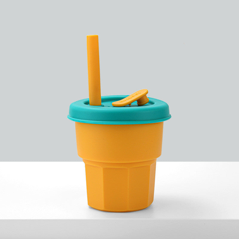 Vaso de agua de silicona Baby Platinum con pajita