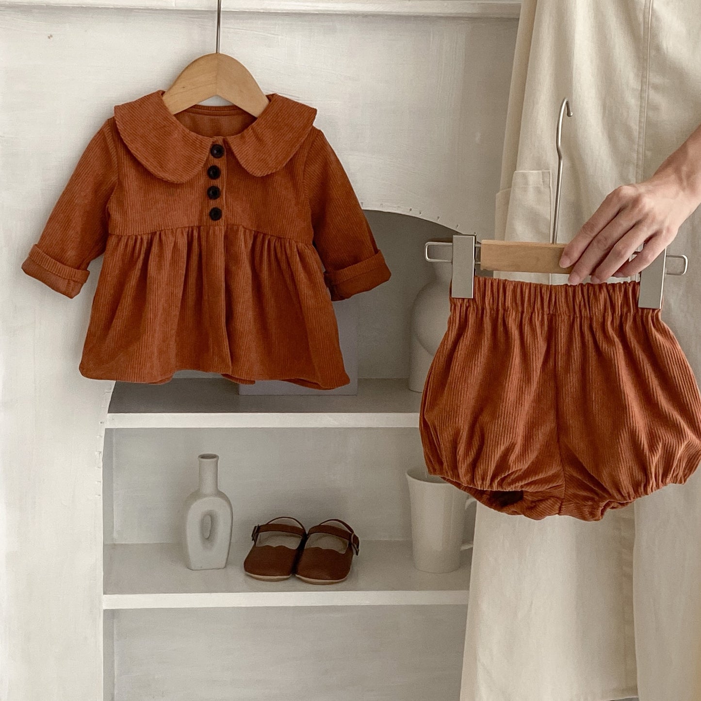 Conjunto de 2 piezas de top y pantalones bombachos de pana para niña pequeña Col Claudine